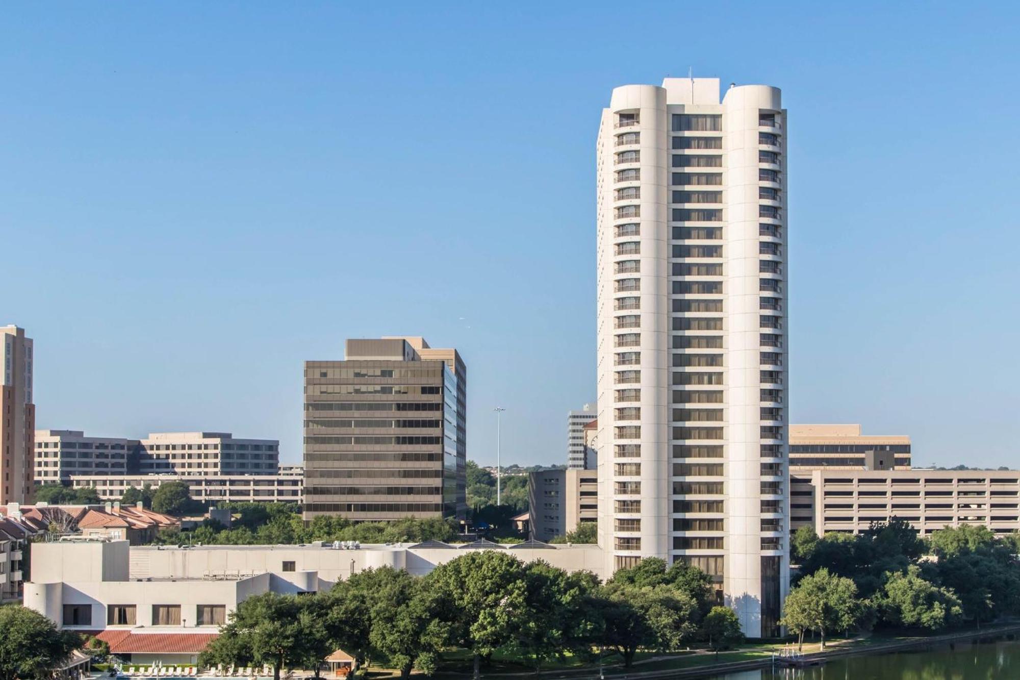 Omni Las Colinas Hotel Ирвинг Экстерьер фото